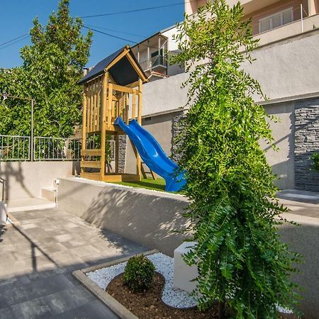 Lucia Appartement Šibenik Buitenkant foto