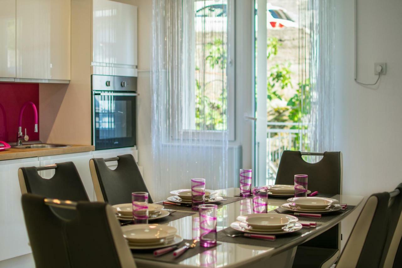 Lucia Appartement Šibenik Buitenkant foto